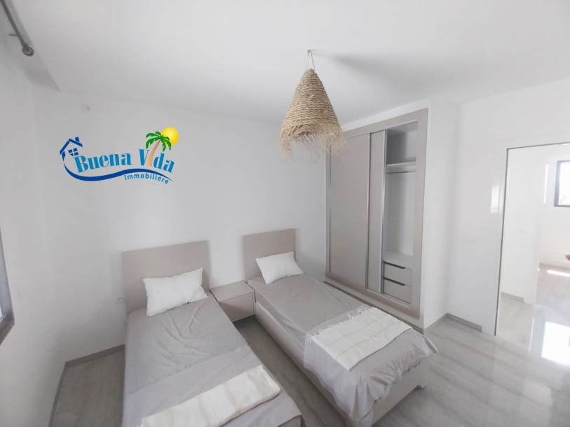 Location annuelle un appartement côté hôtel Bel Azur.-0