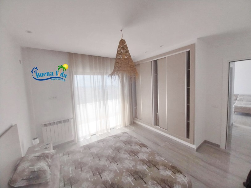 Location annuelle un appartement côté hôtel Bel Azur.-1