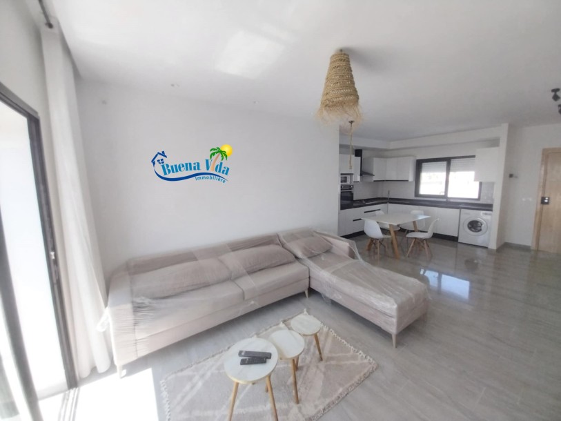 Location annuelle un appartement côté hôtel Bel Azur.-3