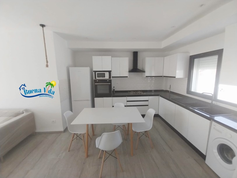Location annuelle un appartement côté hôtel Bel Azur.-5